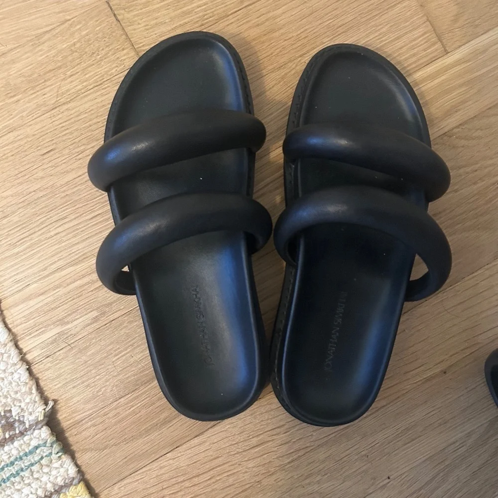 Jonathan Simkhai Lupita padded leather sandals - Picture 2 of 4